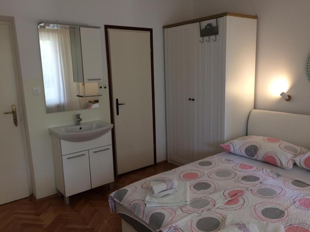Apartman I Sobe Marijana Rab Town Exteriér fotografie